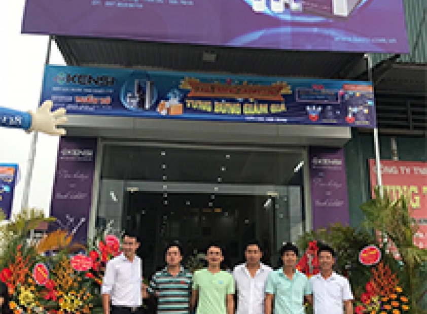 Tưng bừng khai trương Showroom Tuấn Tú tại Bắc Ninh